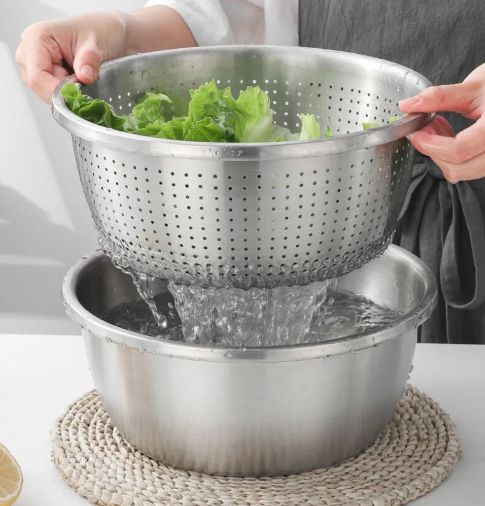 3PCS Stainless Steel Mixing Bowl with Lid Strainer
