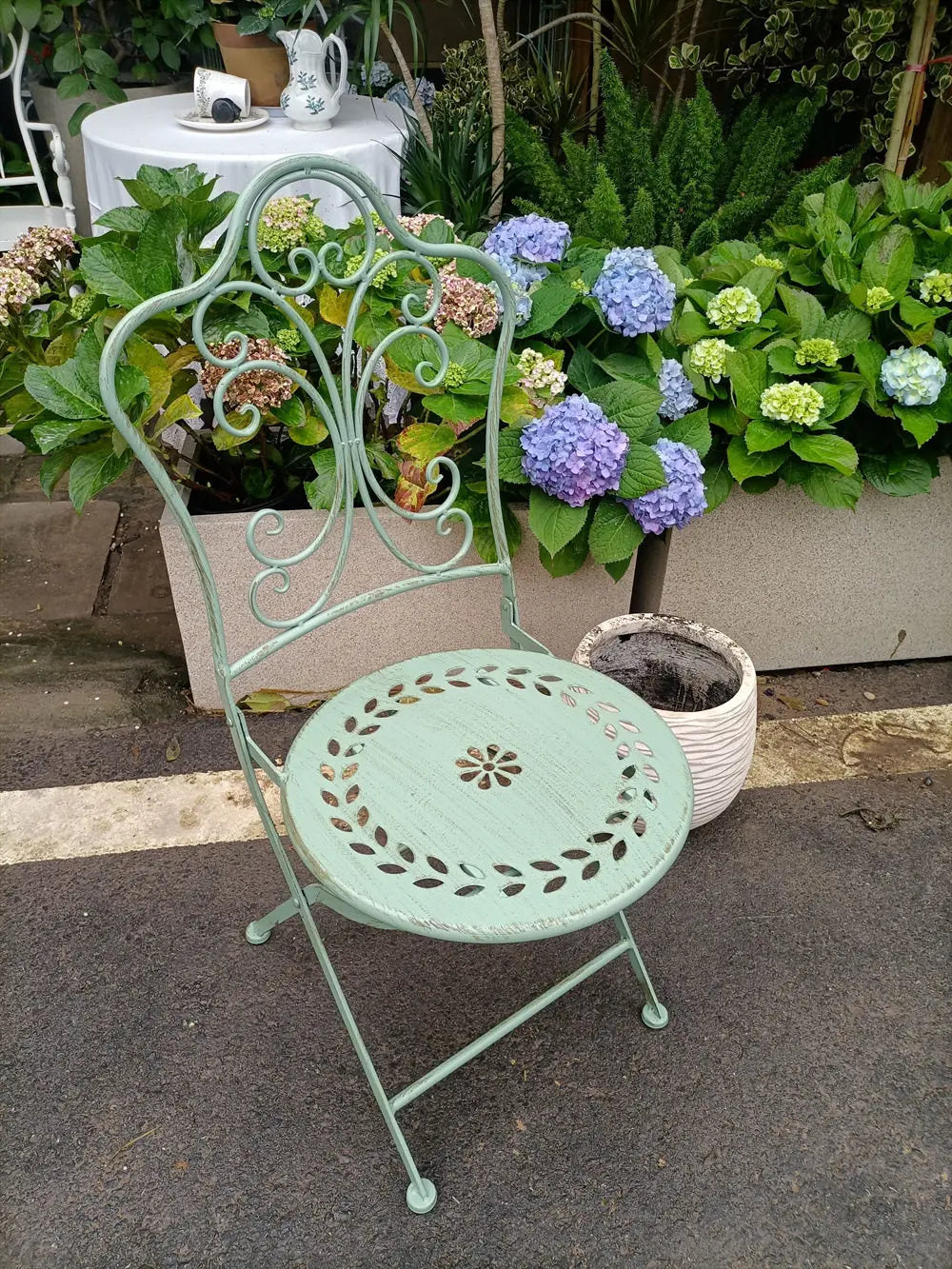 French Country Iron Table and Chairs Outdoor Patio Furniture